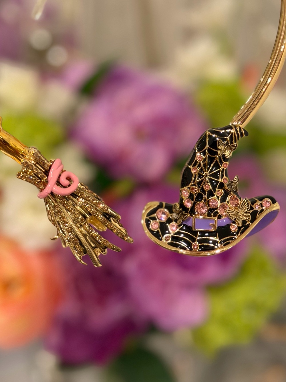 Betsey Johnson Witch Broom Web Hat Hinge Collar Statement Necklace Halloween - Picture 10 of 15